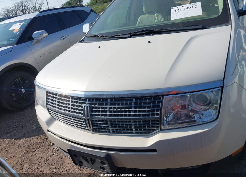 2007 LINCOLN MKX VIN: 2LMDU88C87BJ13741