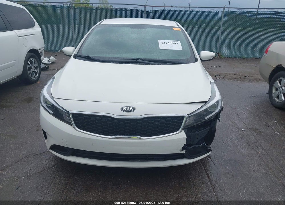 2018 KIA FORTE VIN: 3KPFK4A78JE211110