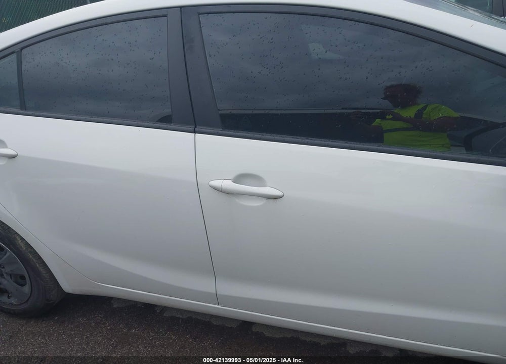 2018 KIA FORTE VIN: 3KPFK4A78JE211110