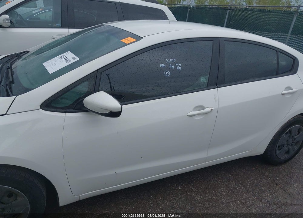 2018 KIA FORTE VIN: 3KPFK4A78JE211110