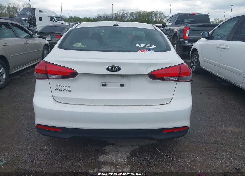 2018 KIA FORTE VIN: 3KPFK4A78JE211110