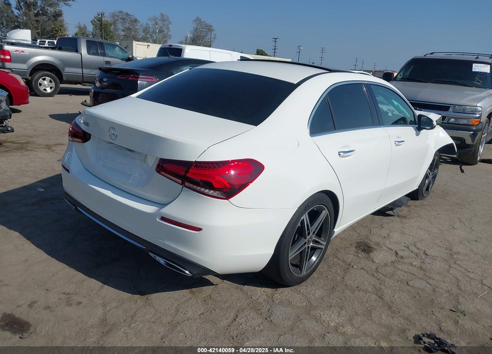 2019 MERCEDES-BENZ A-CLASS VIN: WDD3G4EB0KW000497