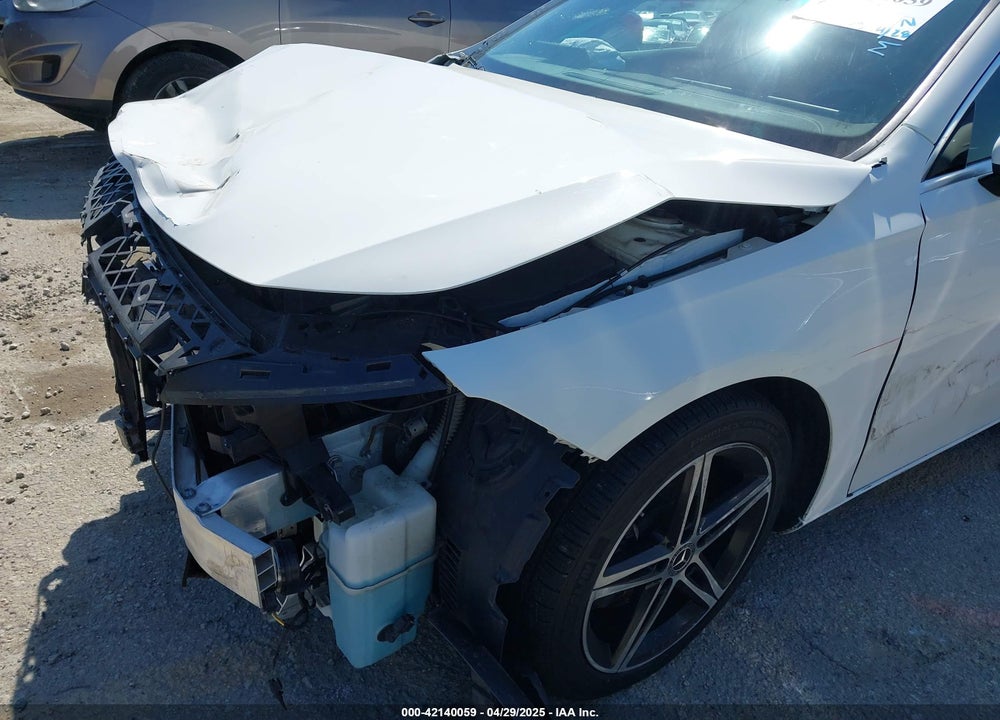 2019 MERCEDES-BENZ A-CLASS VIN: WDD3G4EB0KW000497