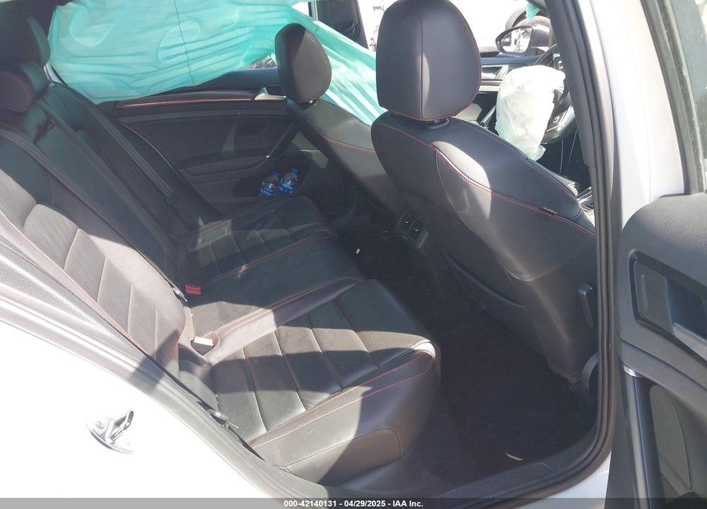 2015 VOLKSWAGEN GOLF VIN: 3VW4T7AU3FM055032