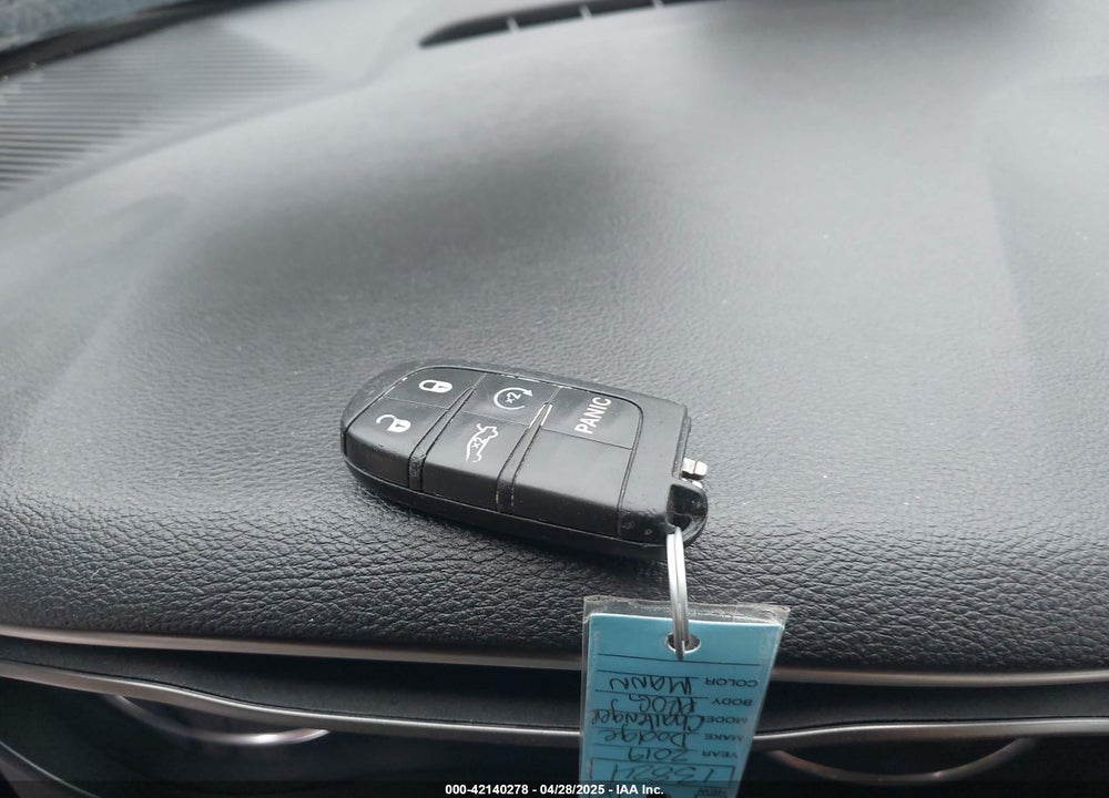 2019 DODGE CHALLENGER VIN: 2C3CDZAG6KH759174