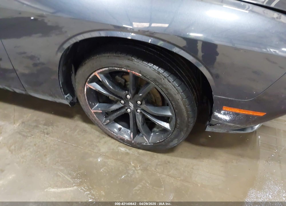 2018 DODGE CHALLENGER SXT VIN: 2C3CDZAG7JH124222