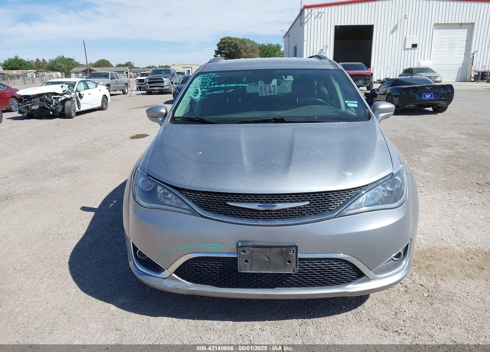 2020 CHRYSLER PACIFICA TOURING L VIN: 2C4RC1BG4LR272446