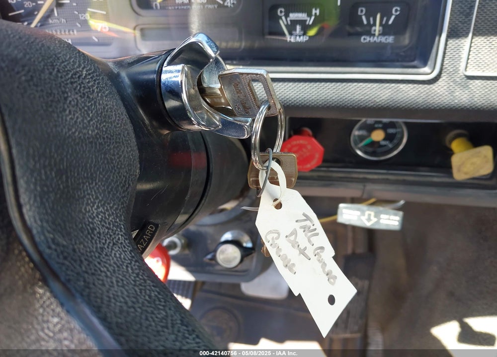 1991 FORD F700 VIN: 1FDWF70J8MVA34735