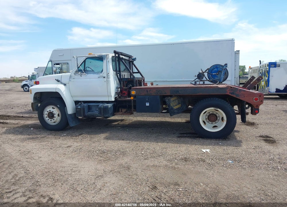 1991 FORD F700 VIN: 1FDWF70J8MVA34735