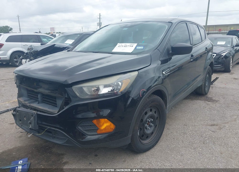 2018 FORD ESCAPE VIN: 1FMCU0F7XJUB72189