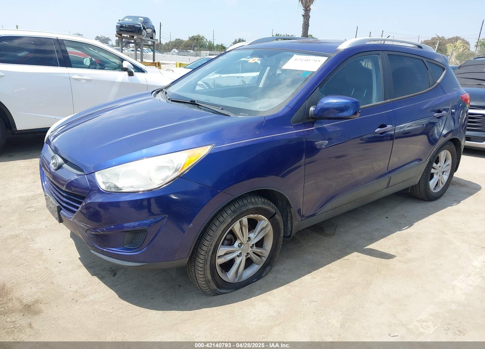 2011 HYUNDAI TUCSON GLS VIN: KM8JU3AC3BU198325
