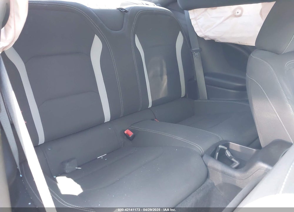 2019 CHEVROLET CAMARO VIN: 1G1FF1R72K0115063