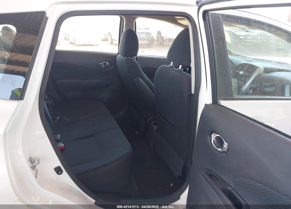 2015 NISSAN VERSA NOTE VIN: 3N1CE2CPXFL375010