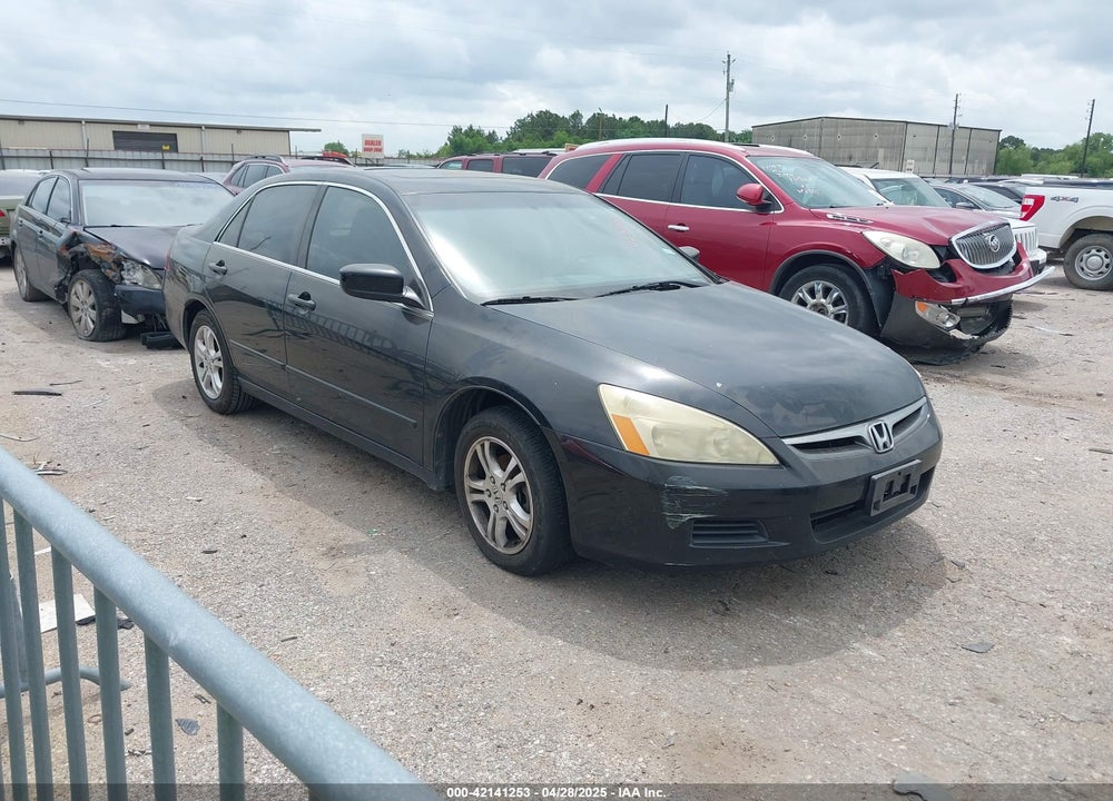 2007 HONDA ACCORD 2.4 EX VIN: 1HGCM56817A073220