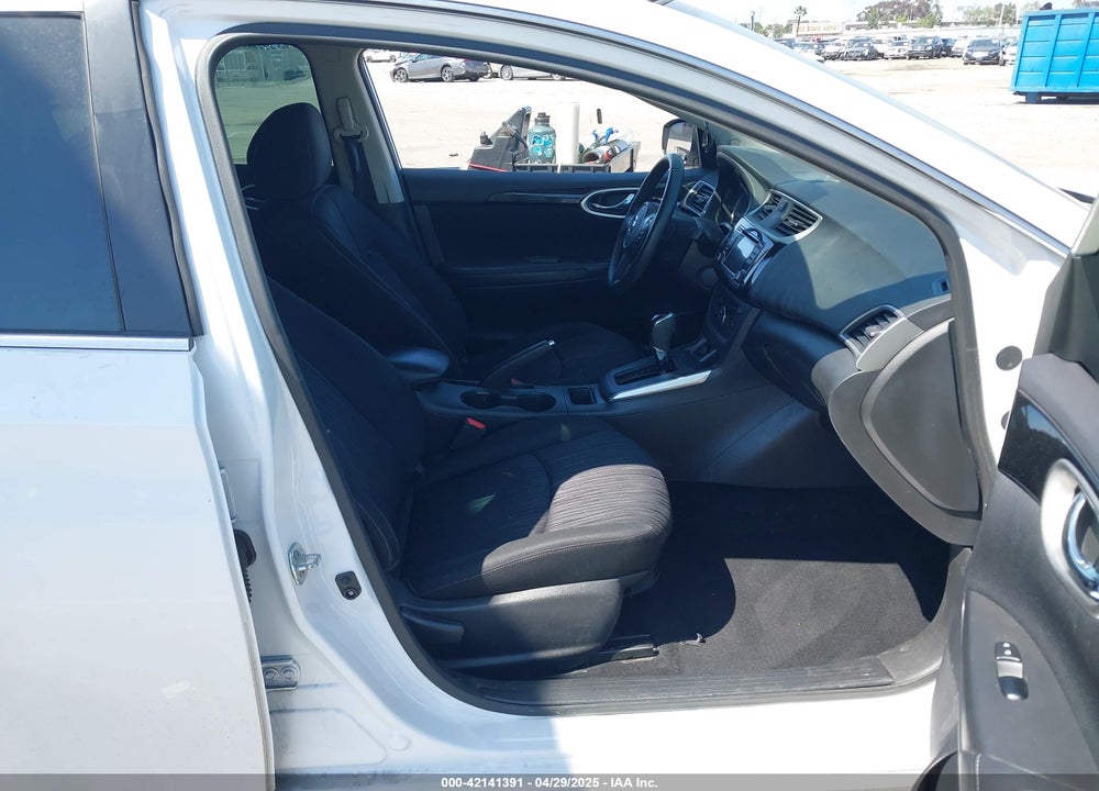 2018 NISSAN SENTRA SV VIN: 3N1AB7AP1JL633696