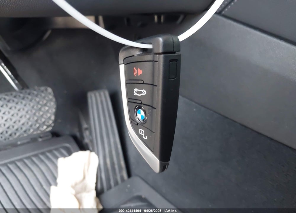 2023 BMW X4 VIN: 5UX33DT09P9S87057