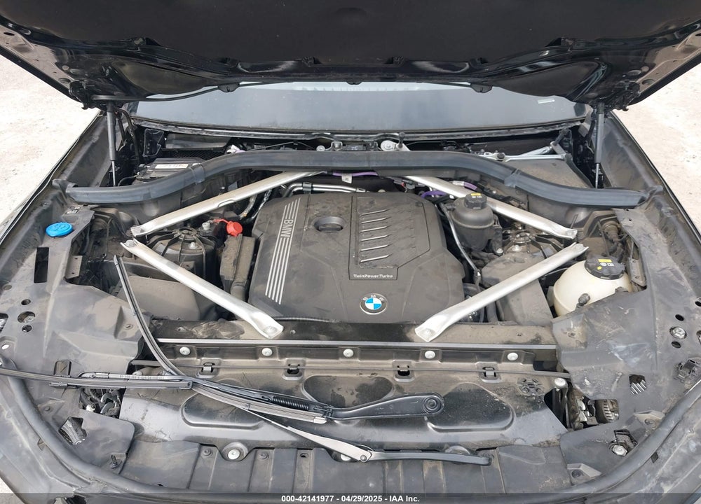 2023 BMW X5 VIN: 5UXCR4C04P9N77057