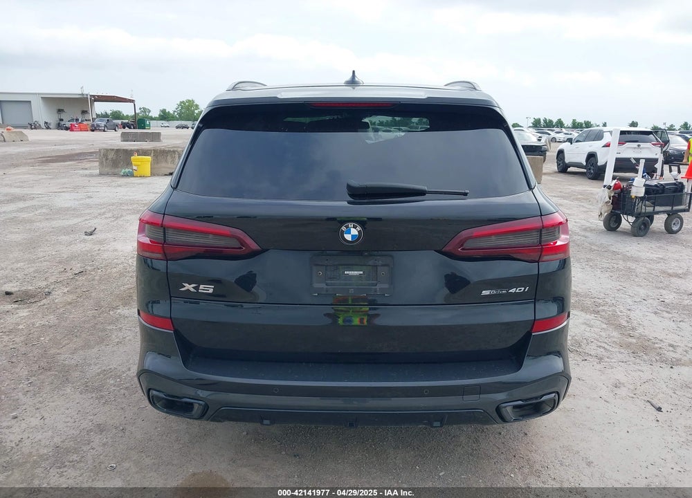 2023 BMW X5 VIN: 5UXCR4C04P9N77057