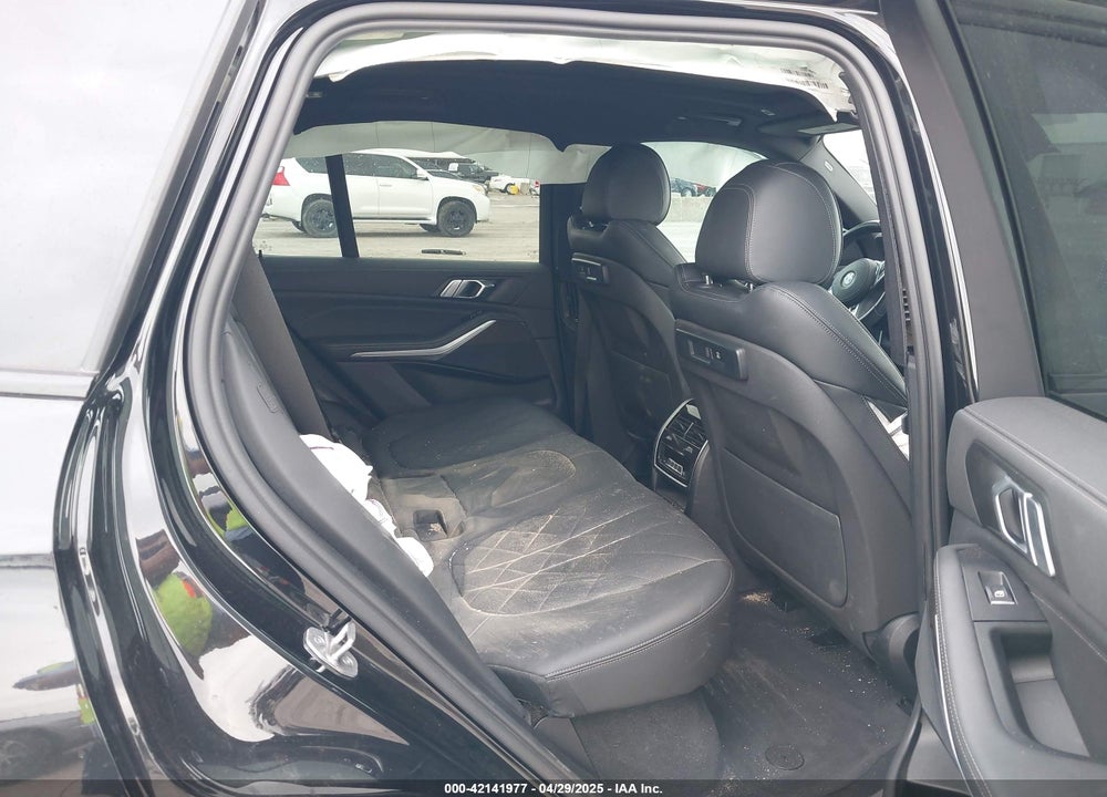2023 BMW X5 VIN: 5UXCR4C04P9N77057