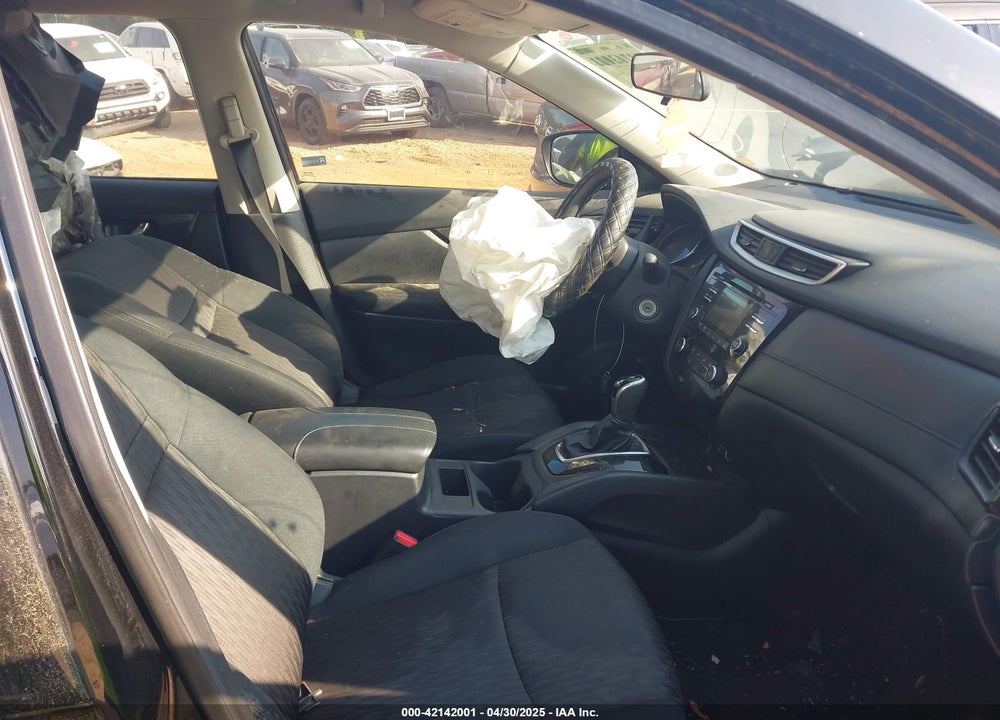 2017 NISSAN ROGUE VIN: 5N1AT2MV8HC793552