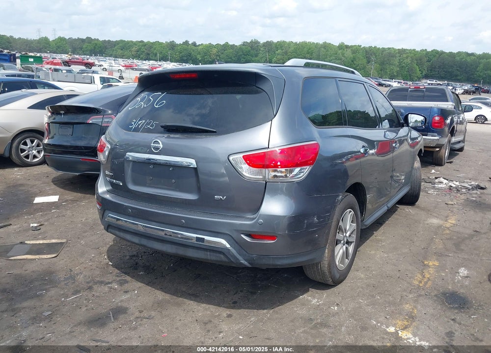 2015 NISSAN PATHFINDER VIN: 5N1AR2MN0FC633256