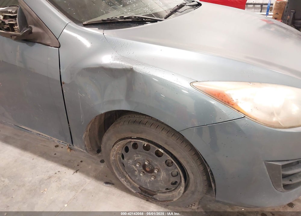 2010 MAZDA 3 I SPORT VIN: JM1BL1SF7A1230475