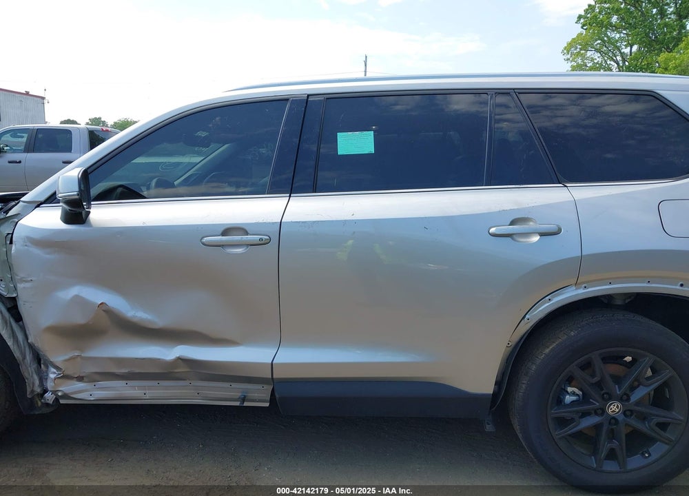 2024 TOYOTA GRAND HIGHLANDER VIN: 5TDACAB52RS010775