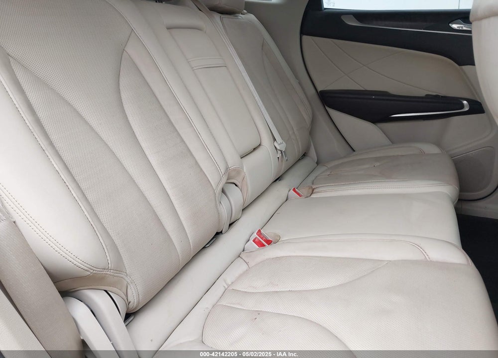 2019 LINCOLN MKC RESERVE VIN: 5LMTJ3DHXKUL21088