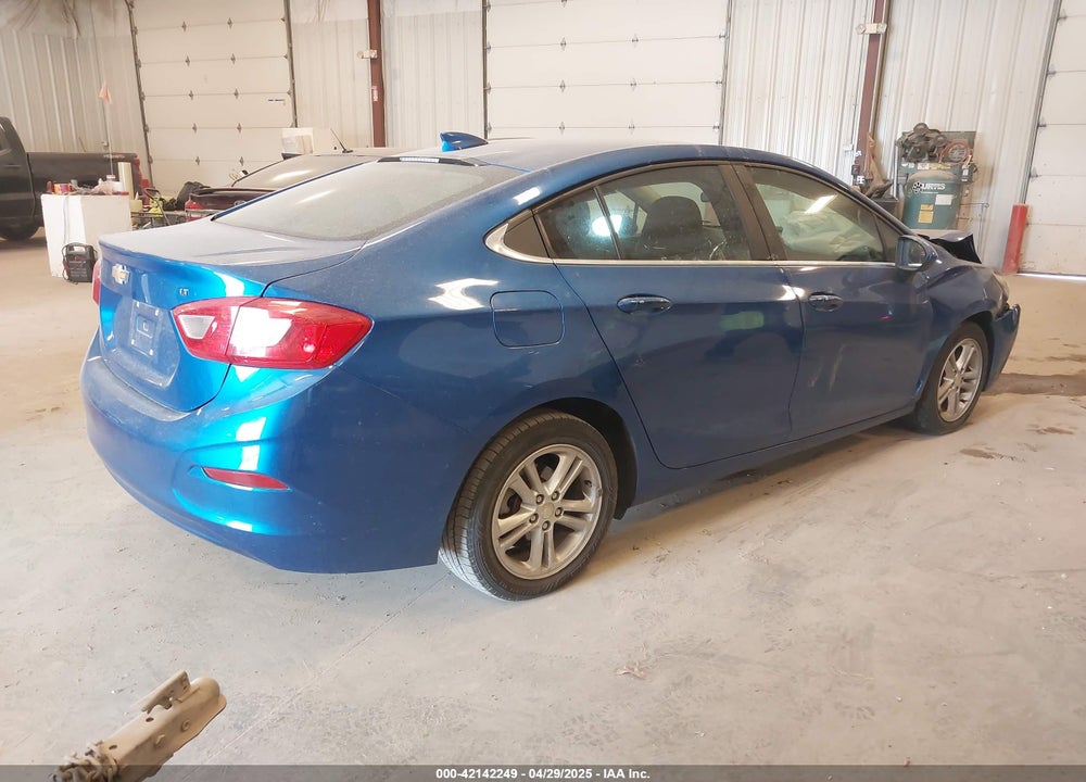 2016 CHEVROLET CRUZE VIN: 1G1BE5SM5G7240582