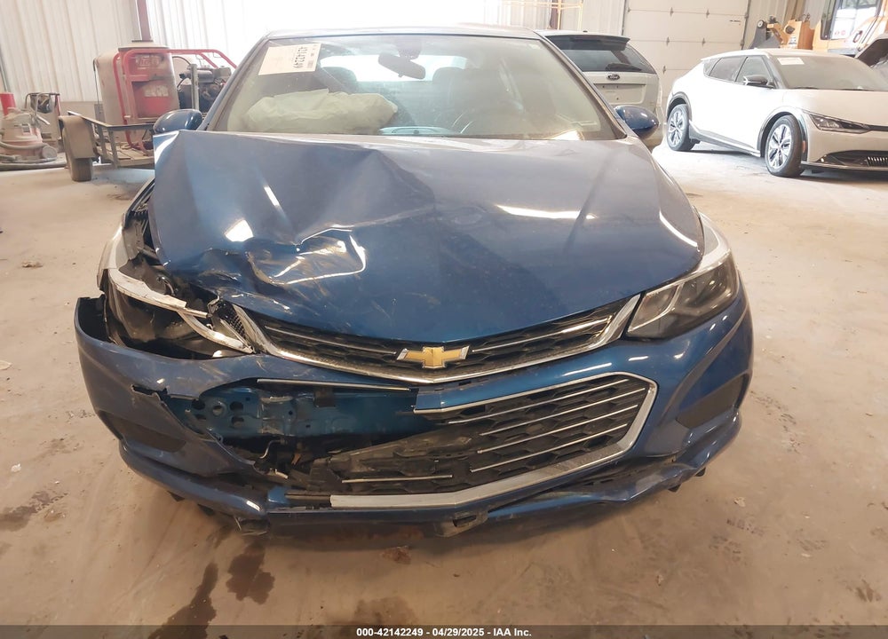 2016 CHEVROLET CRUZE VIN: 1G1BE5SM5G7240582