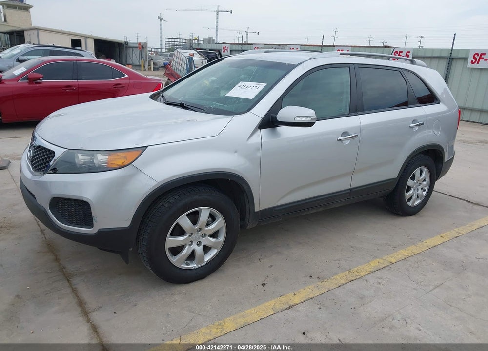 2011 KIA SORENTO LX V6 VIN: 5XYKT4A20BG164594