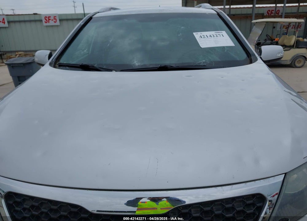 2011 KIA SORENTO LX V6 VIN: 5XYKT4A20BG164594