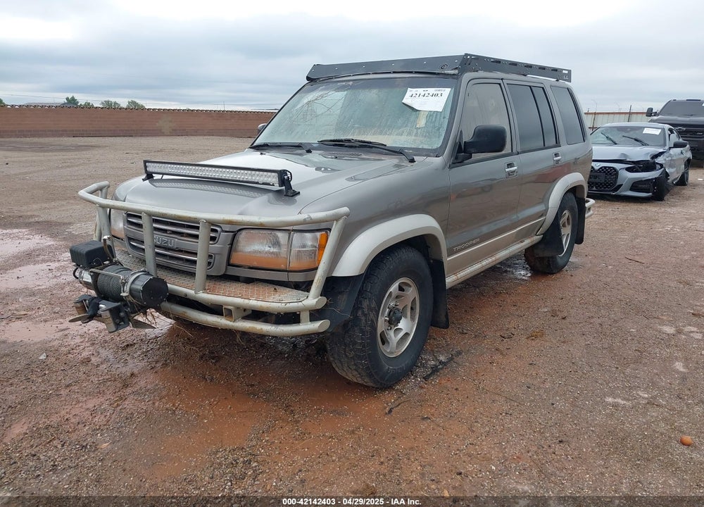 2001 ISUZU TROOPER LIMITED/LS/S VIN: JACDJ58XX17J18173