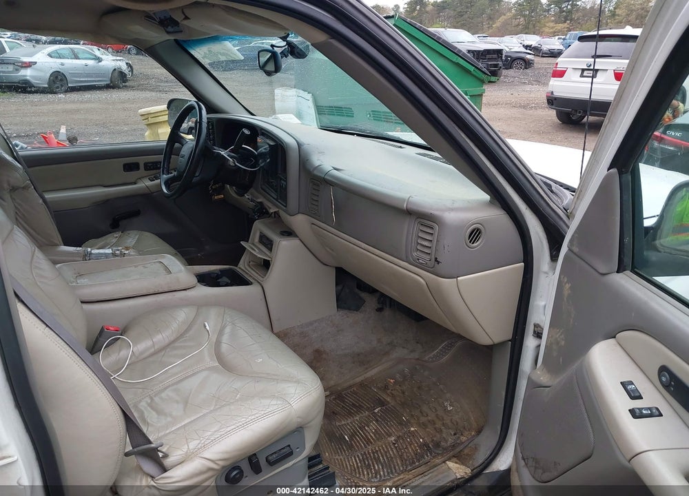 2002 GMC YUKON XL 1500 VIN: 3GKFK16Z72G235501