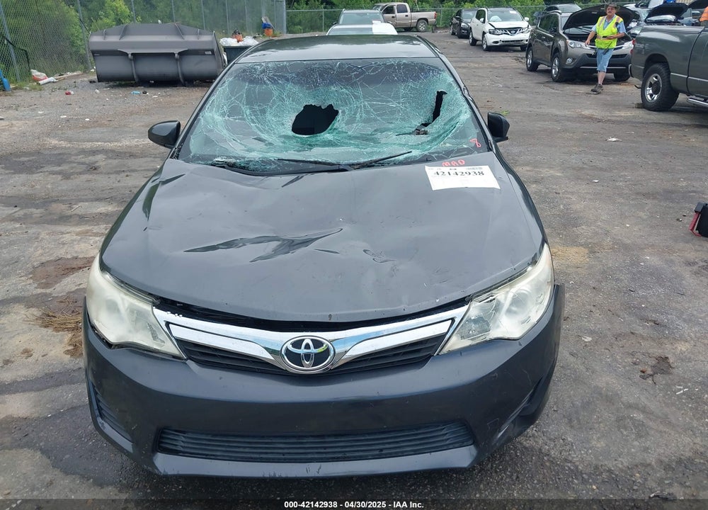 2014 TOYOTA CAMRY LE VIN: 4T1BF1FK3EU302206