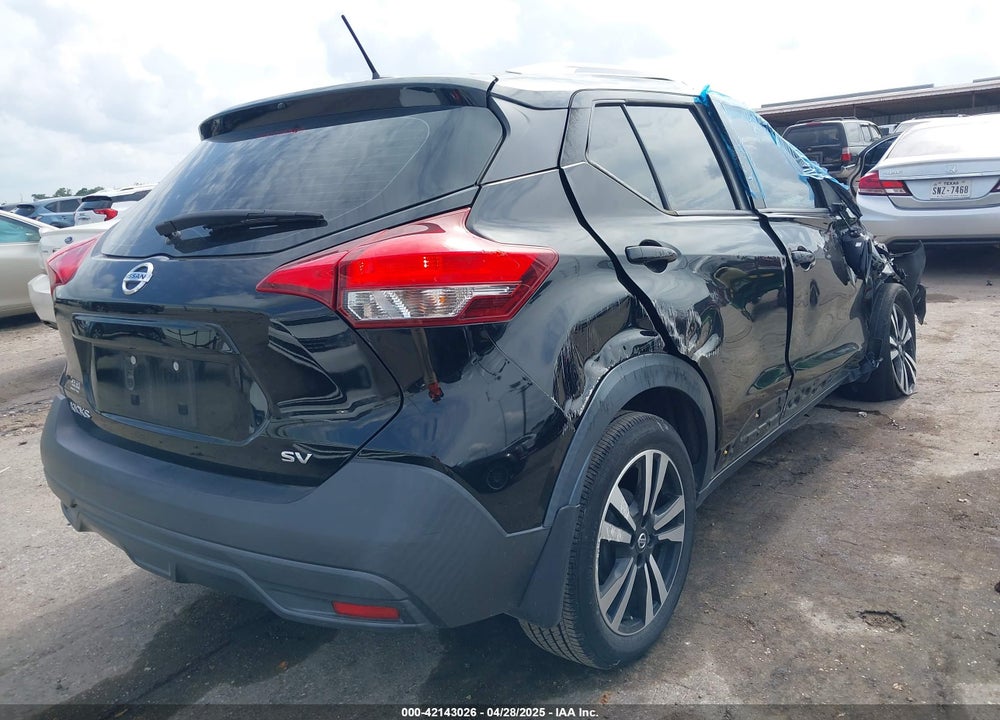 2019 NISSAN KICKS SV VIN: 3N1CP5CU9KL555560