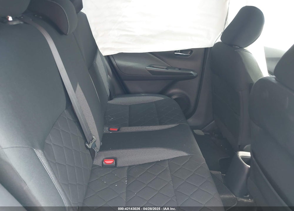 2019 NISSAN KICKS SV VIN: 3N1CP5CU9KL555560