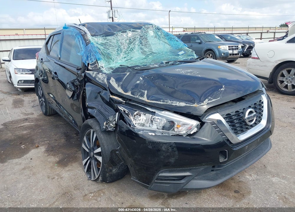 2019 NISSAN KICKS SV VIN: 3N1CP5CU9KL555560