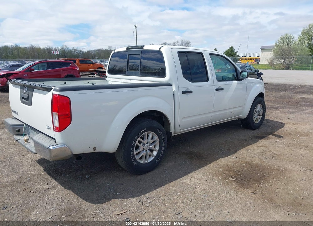 2014 NISSAN FRONTIER VIN: 1N6AD0ER2EN748921