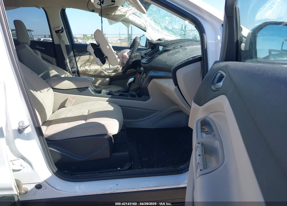 2018 FORD ESCAPE VIN: 1FMCU0GD2JUB26232