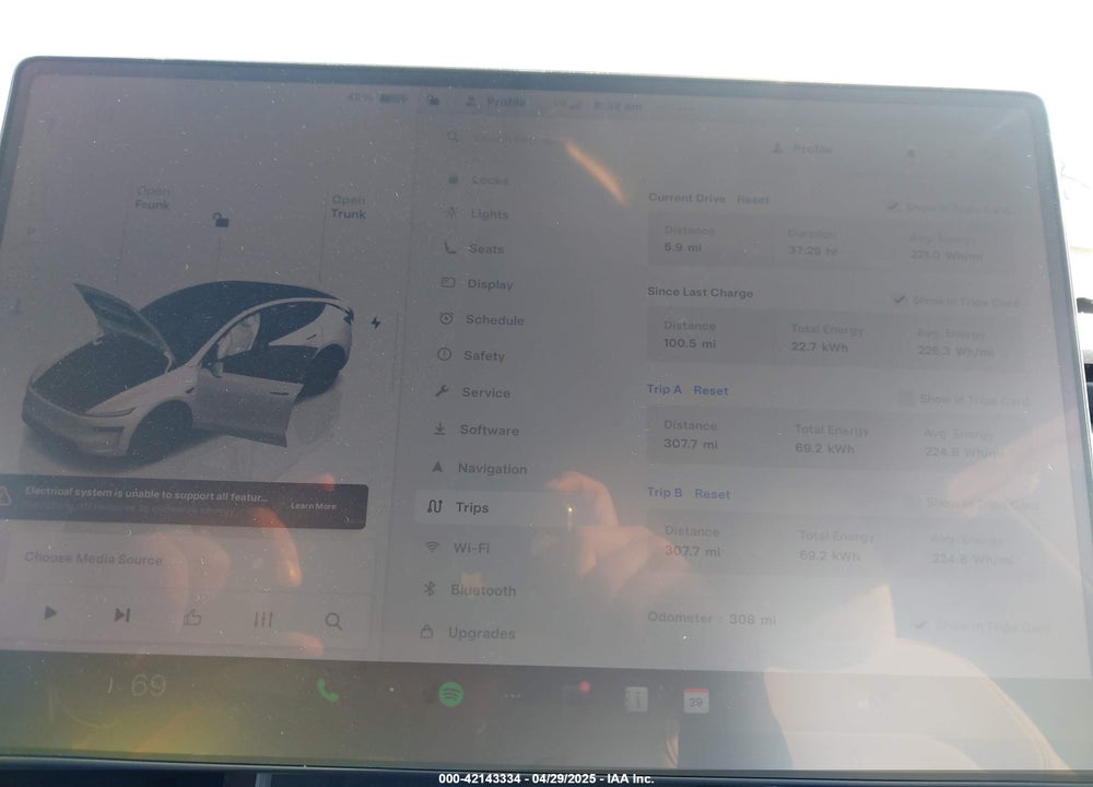 2026 TESLA MODEL Y LONG RANGE/LONG RANGE LAUNCH SERIES VIN: 7SAYGDEE3TA391421