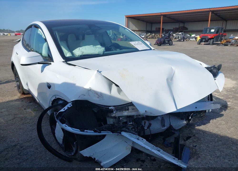 2026 TESLA MODEL Y LONG RANGE/LONG RANGE LAUNCH SERIES VIN: 7SAYGDEE3TA391421