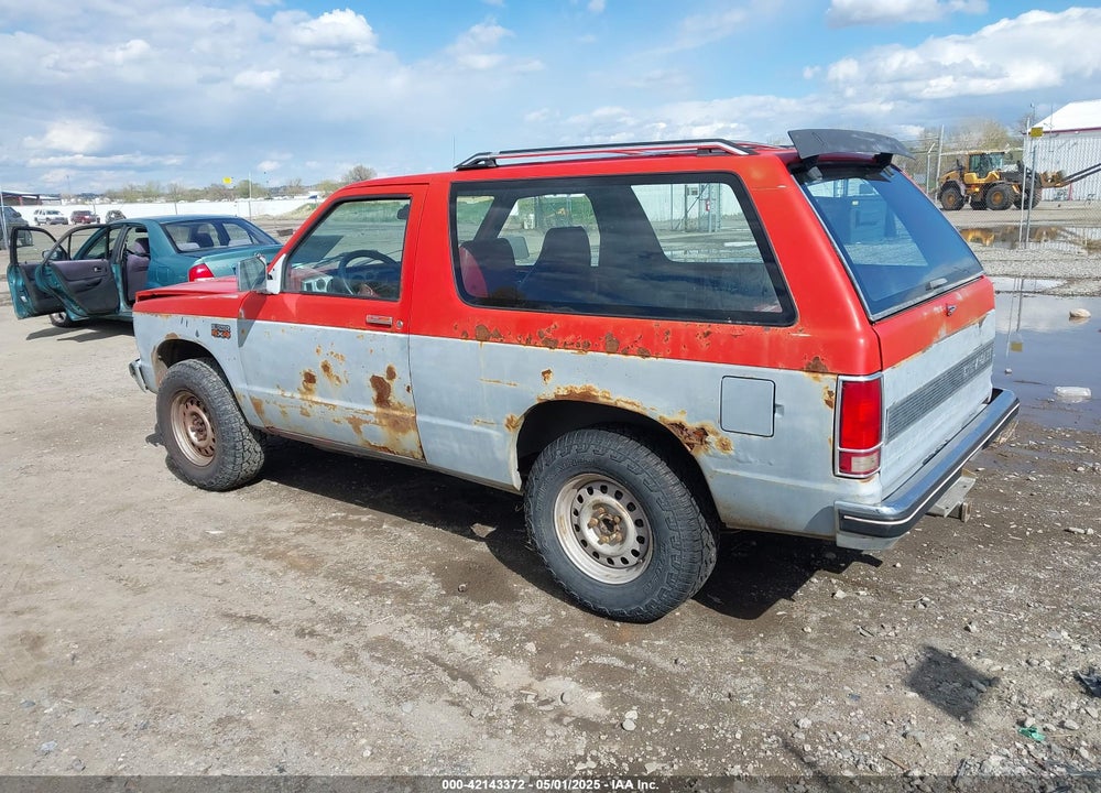 1984 CHEVROLET BLAZER S10 VIN: 1G8CT18B1E8203630