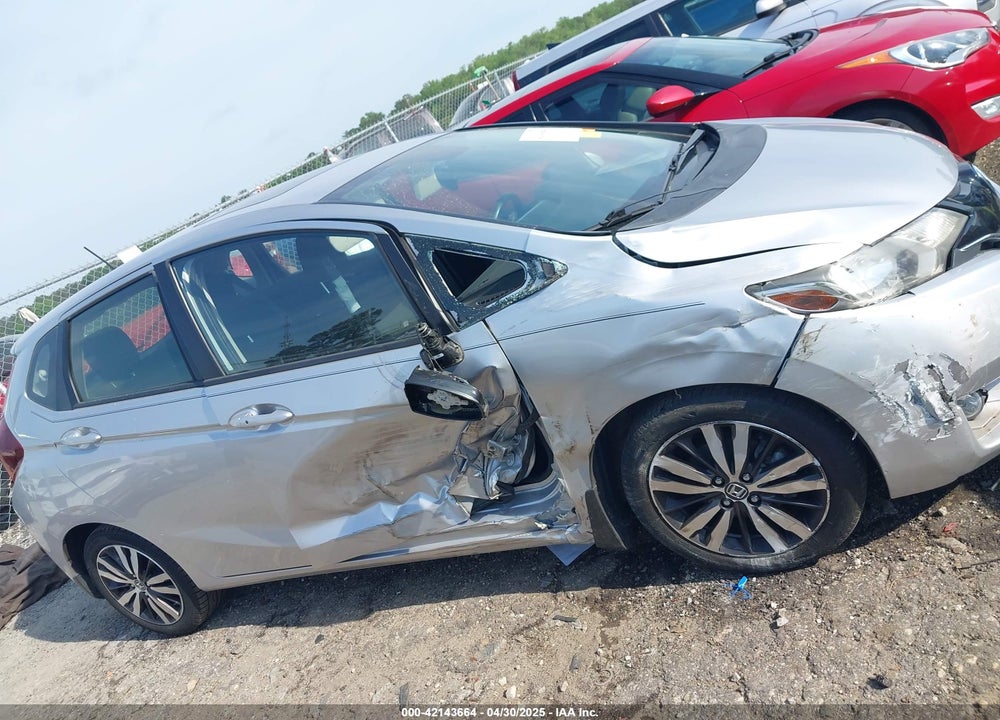 2016 HONDA FIT VIN: JHMGK5H71GS001338