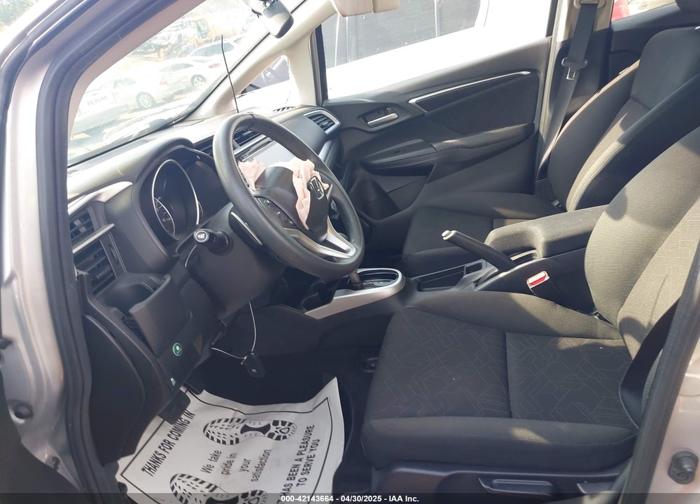 2016 HONDA FIT VIN: JHMGK5H71GS001338