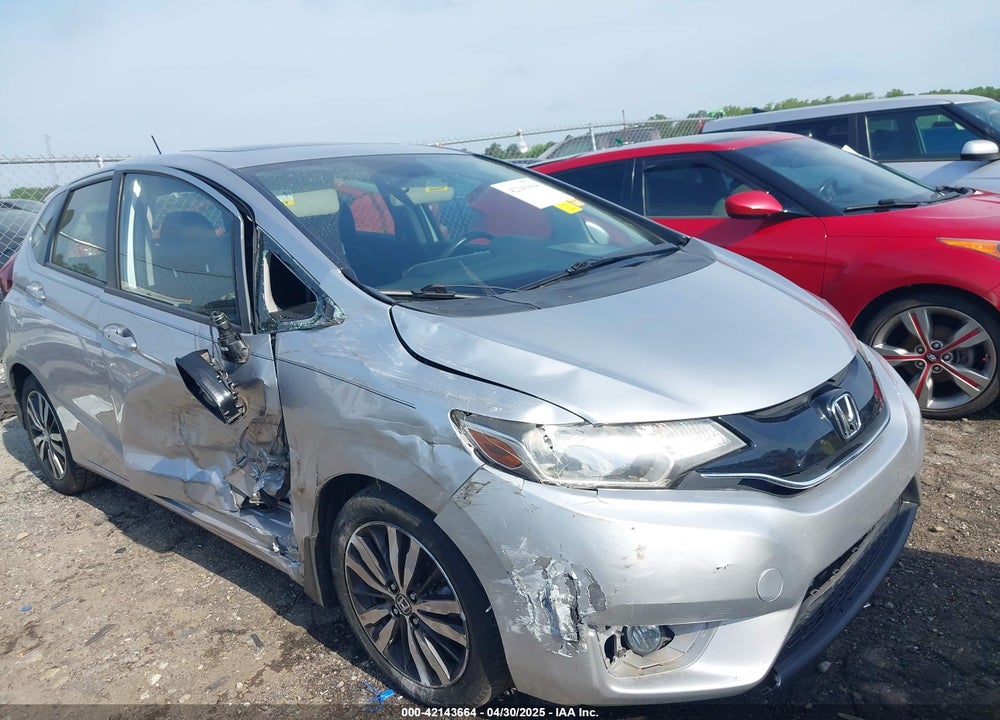 2016 HONDA FIT VIN: JHMGK5H71GS001338