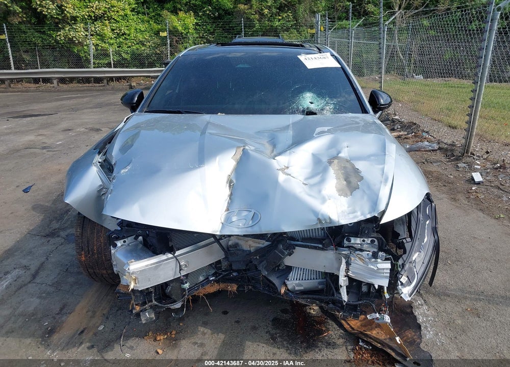 2025 HYUNDAI SONATA VIN: KMHL54JC1SA472957
