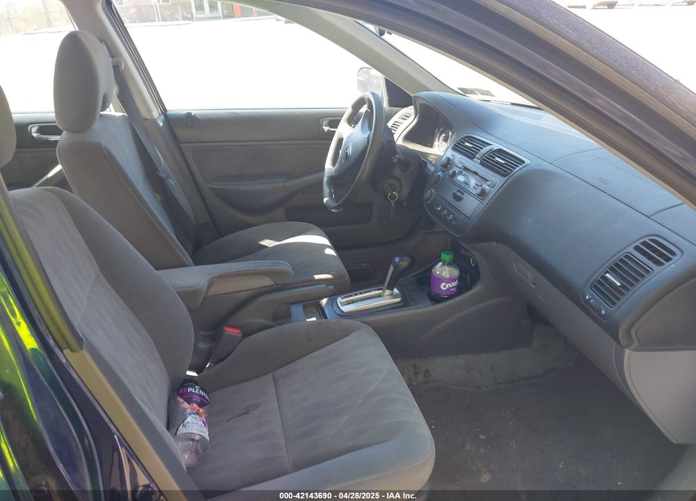 2005 HONDA CIVIC LX VIN: 2HGES165X5H611666