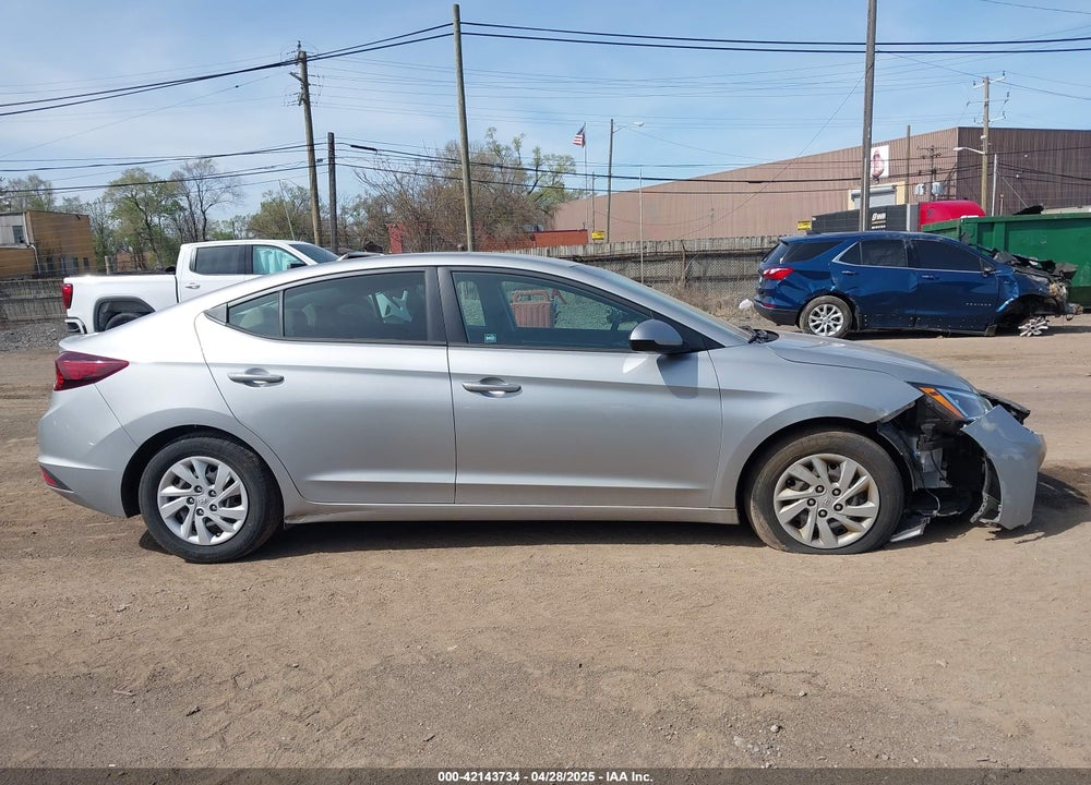 2020 HYUNDAI ELANTRA VIN: 5NPD74LF3LH565371