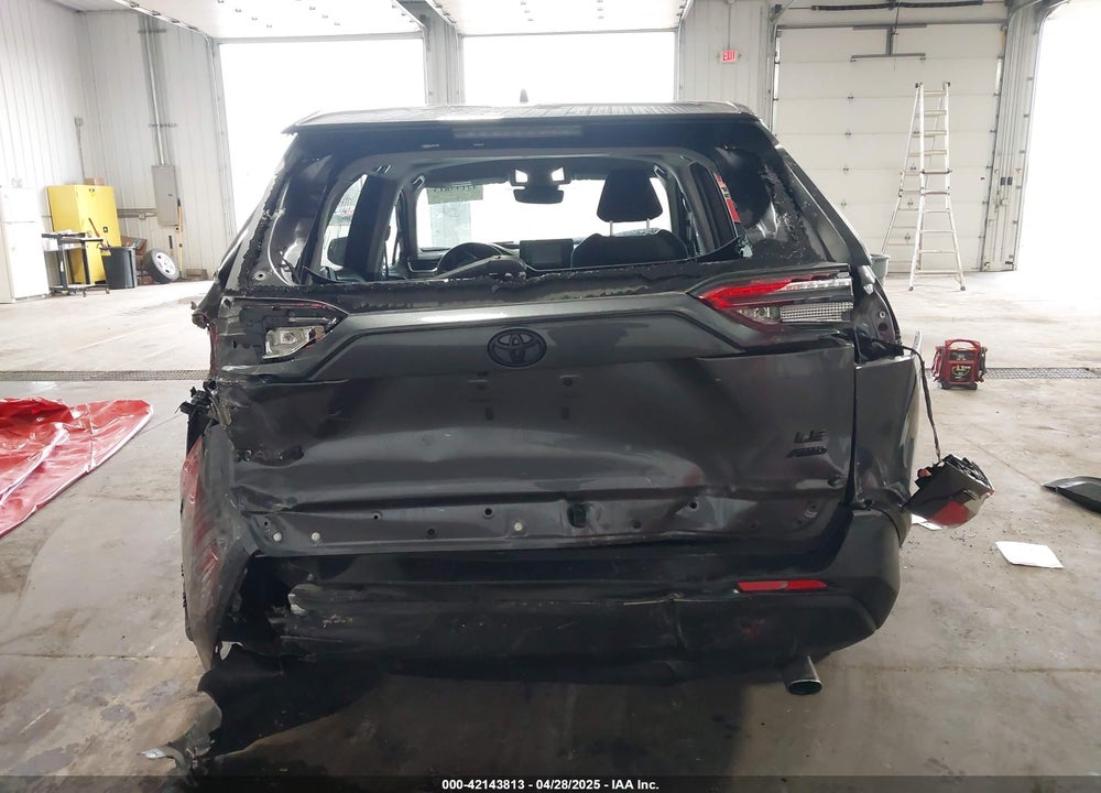 2022 TOYOTA RAV4 VIN: 2T3F1RFV1NC302089